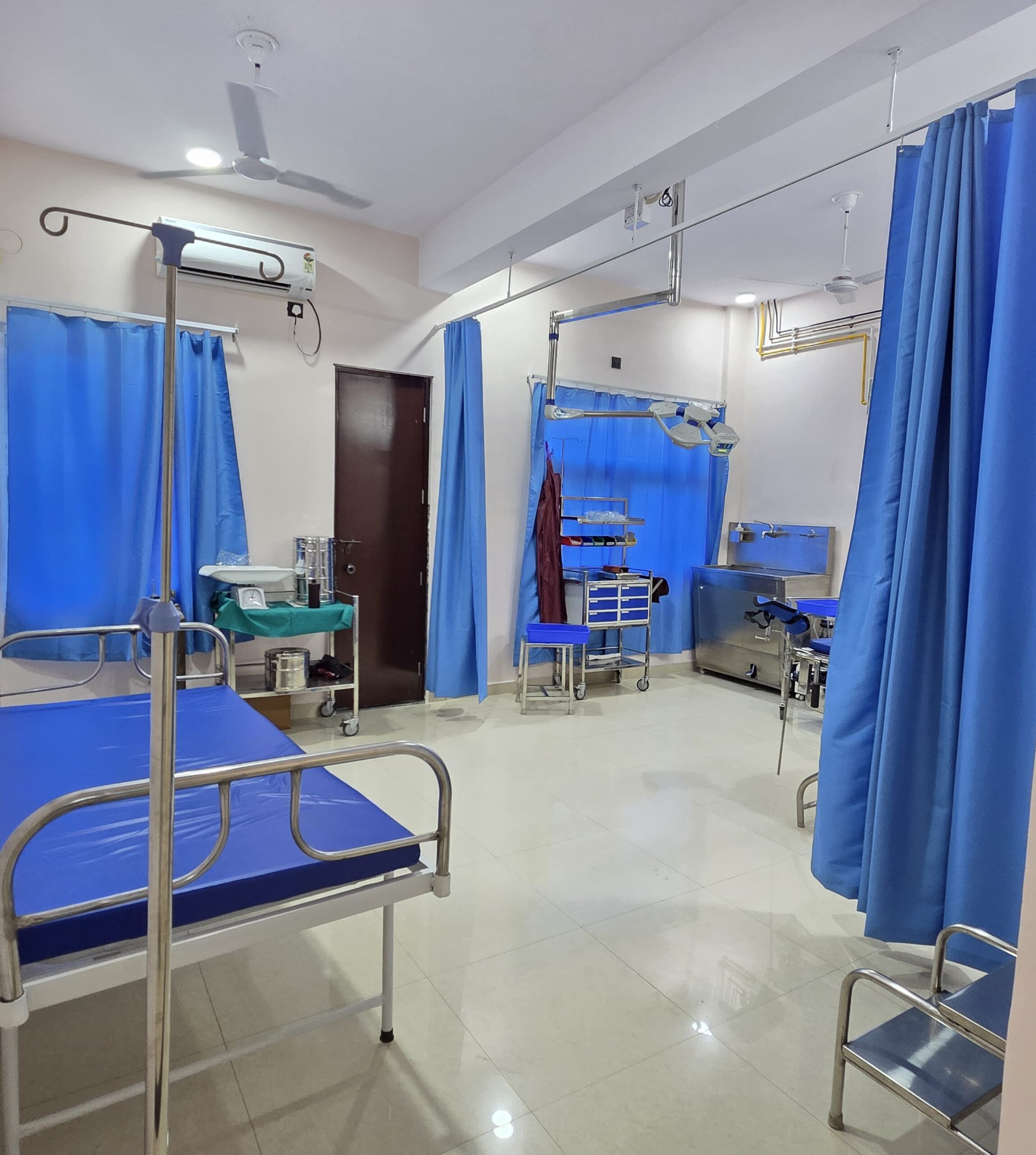 Knee Pain Treatment Options Available in Sultanpur